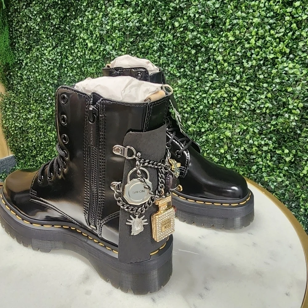 SOLD 😪DR. MARTENS X MARC JACOBS CHARM JADON BOOT - Picture 6 of 15
